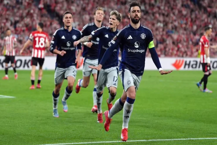 “Yunayted” səfərdə, “Tottenhem” evdə sevindi 