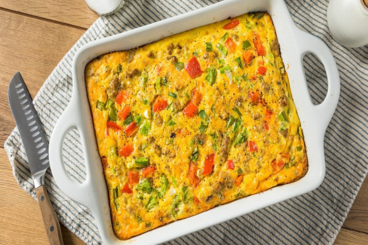 Qəlyanaltı keksi: dadlı səhər yeməyi üçün RESEPT 