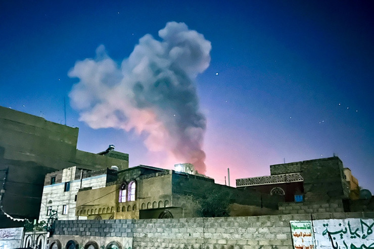 İsrailin 20 təyyarəsi husiləri bombaladı- VİDEO 