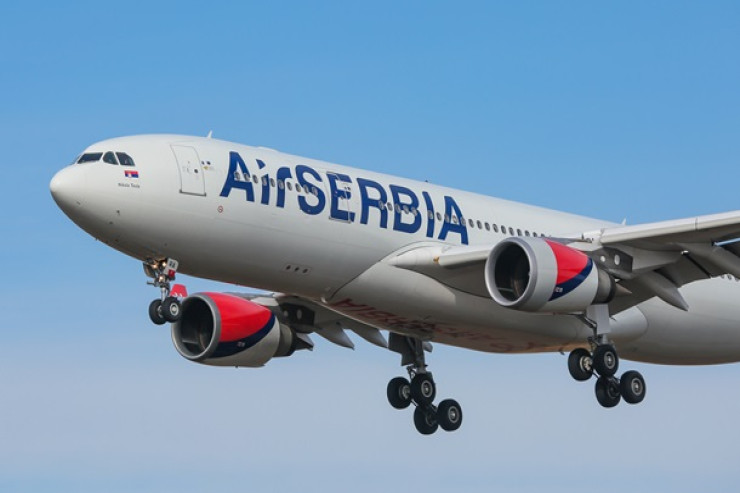 Serbiya prezidentinin təyyarəsi Bakıya məcburi eniş etdi  - YENİLƏNİB 