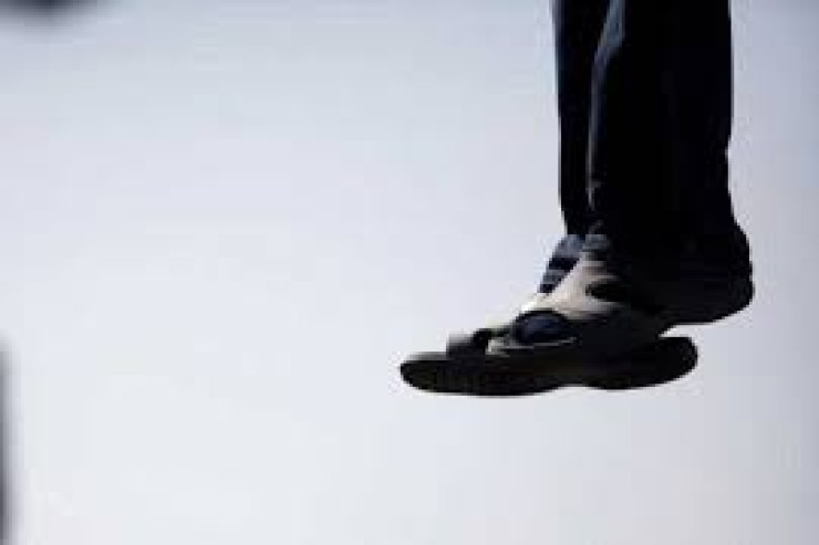 Gədəbəydə 86 yaşlı kişinin asılmış meyiti  tapıldı