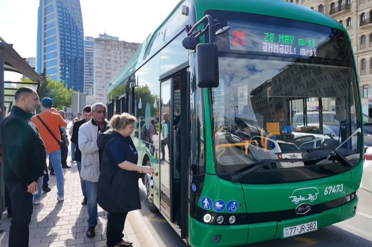 ETİRAZ:  21 nömrəli avtobus niyə yoxa çıxıb? - “Gəlir qapını açmır”  