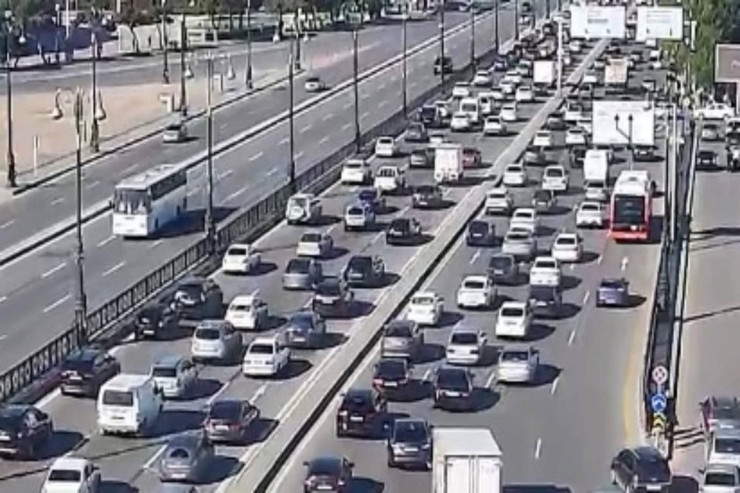 Bakıda bu yollarda sıxlıq var - SİYAHI 