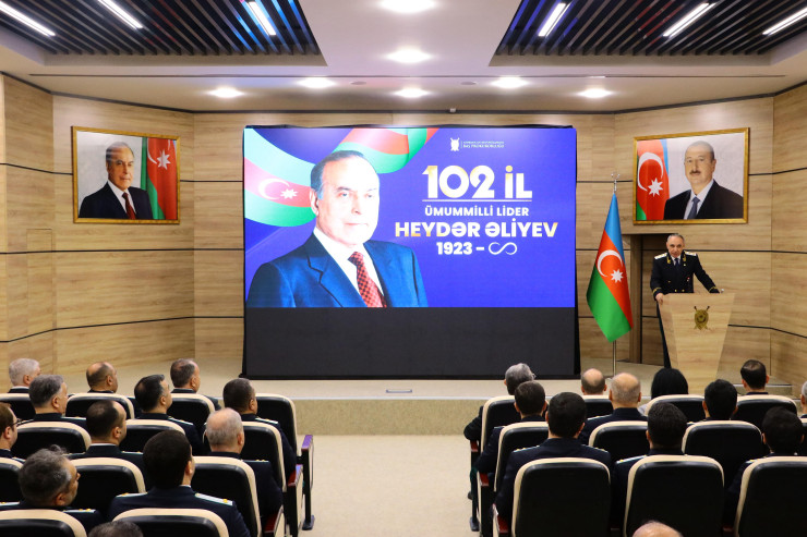 Baş Prokurorluqda Heydər Əliyevə həsr olunan tədbir keçirildi