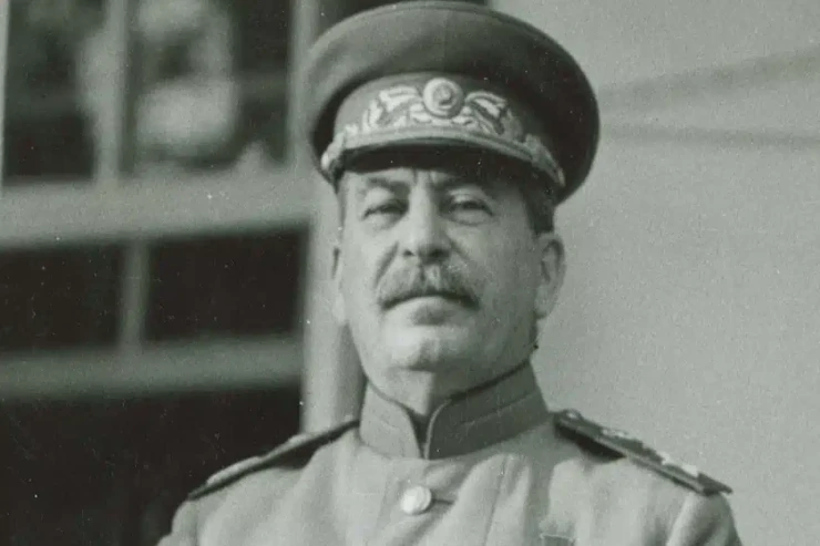 Stalin Avropanı ələ keçirməyi planlaşdırıb  və ABŞ-ı aldadıb - TARİXÇİ 