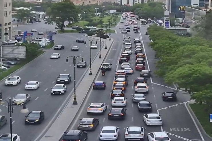 Bakıda bu yollarda sıxlıq var - SİYAHI 