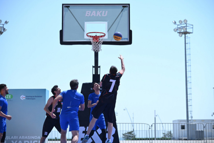 FHN-in kişilərdən ibarət basketbol komandası çempion oldu