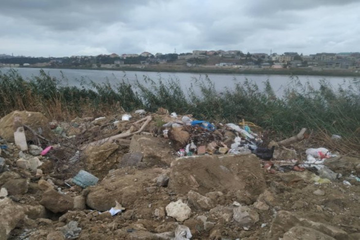 Əmircanın  bu küçələrində sanki müharibə filmi çəkilib 