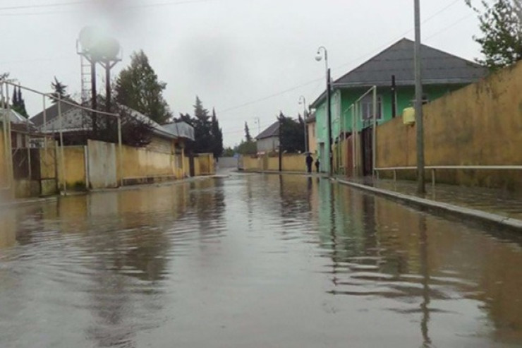 Gölü qurudub əhaliyə satıblar – Lökbatan “BATIR”  -VİDEO 