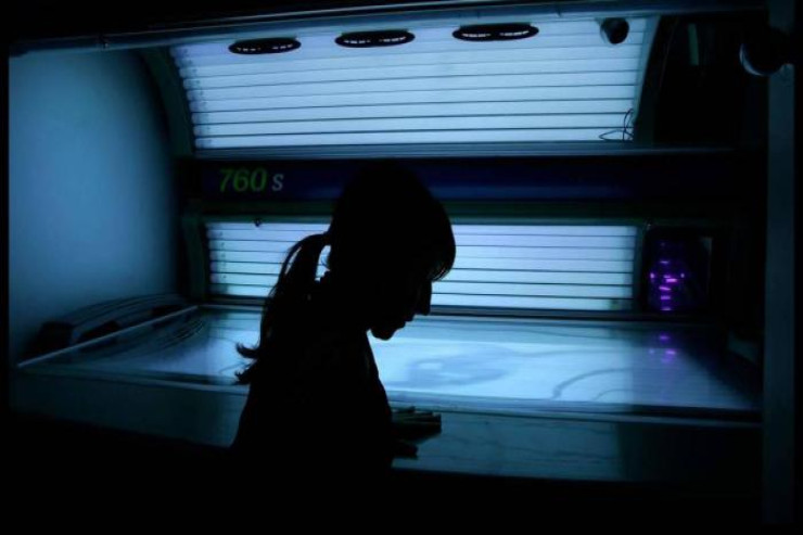 Solarium cihazı yoxsa tabut? – Xərçəngə bir addım… 