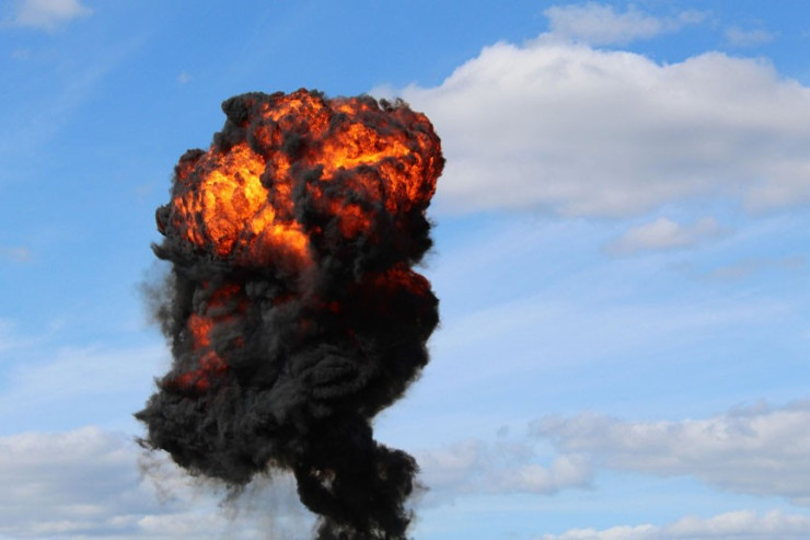 Sursatlar partladı: 13 nəfər öldü 