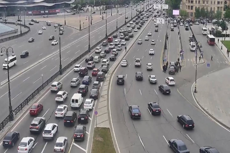 Bakıda bu yollarda sıxlıq var - SİYAHI 