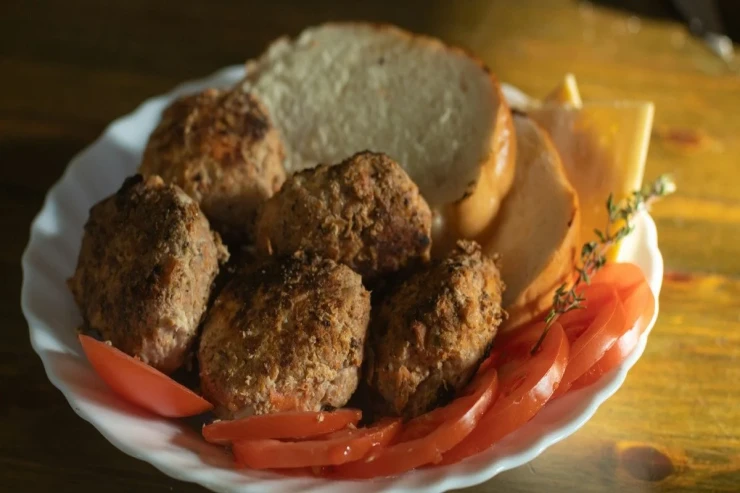 3 qat artıq qızardın – düyü və ya kartof əlavə etmədən  kotlet RESEPTİ 