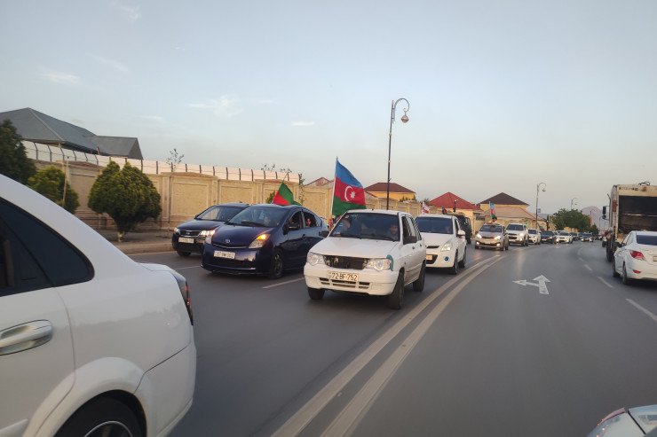 "Araz-Naxçıvan"  Avropaya vəsiqə qazandı, şəhərdə yürüş keçirildi 