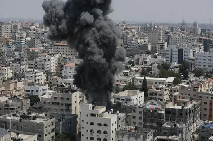 İsrail Qəzzanı VURDU : 30-dan çox ölən var