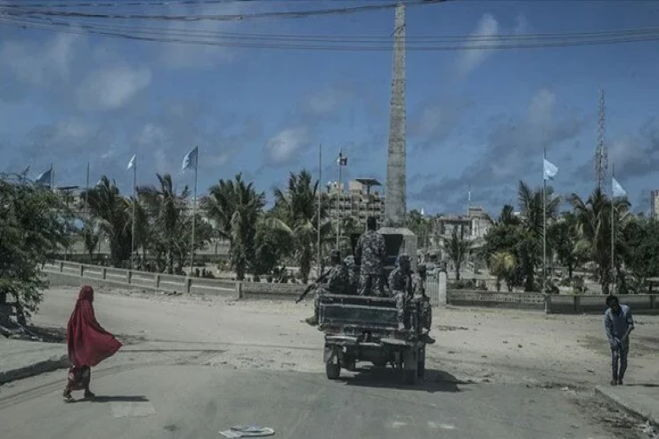 Hərbi baza yaxınlığında güclü partlayış,  ölən və yaralananlar var 