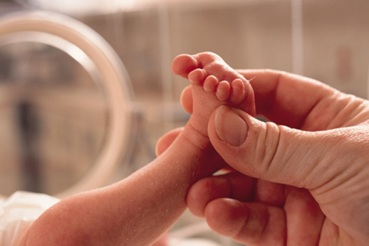 Sabirabadda körpə ölü doğuldu 