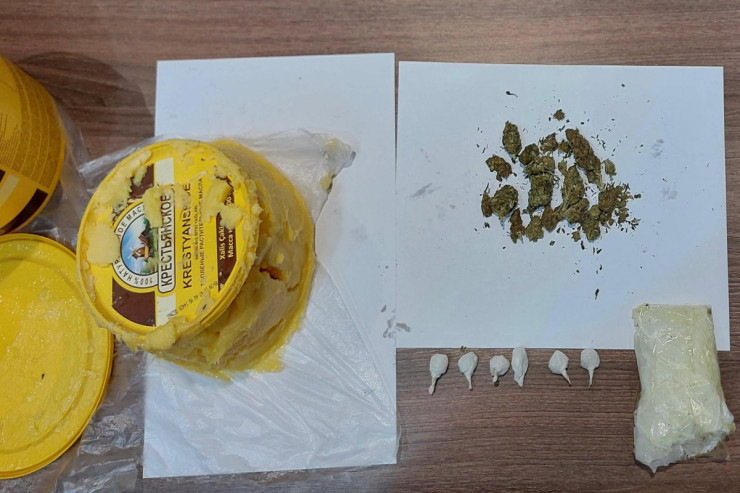 Həbsxanaya yağ qutusunda  narkotik gətirdilər