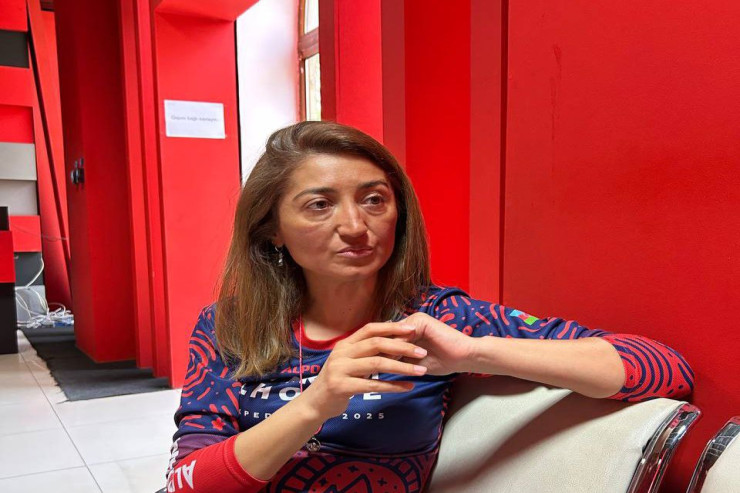 Azərbaycan bayrağını Everestin zirvəsinə çıxaranda göz yaşlarımı  saxlaya bilmədim - Vəfa Musayeva