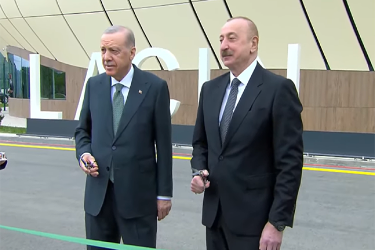 İlham Əliyevlə Ərdoğan Laçın hava limanının açılışını etdi - VİDEO 