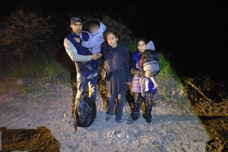 Azərbaycandan qaçan pakistanlı ailə SELƏ DÜŞDÜ 