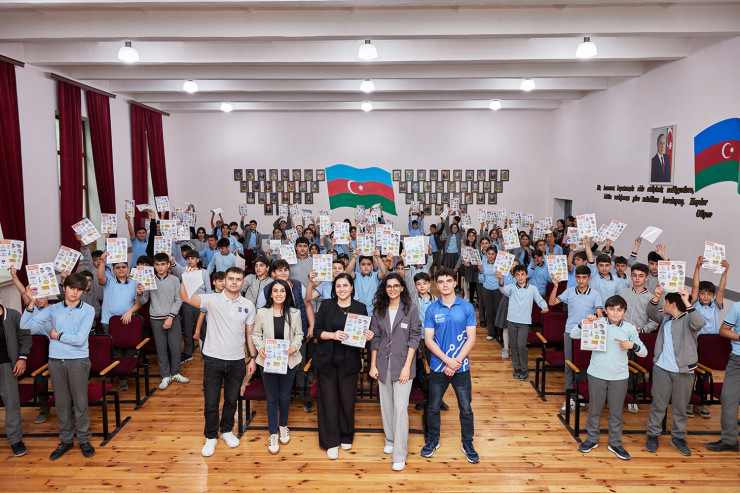 "Azercell" “Məktəblilər üçün Kibermaarifləndirmə Proqramı”na start verdi
