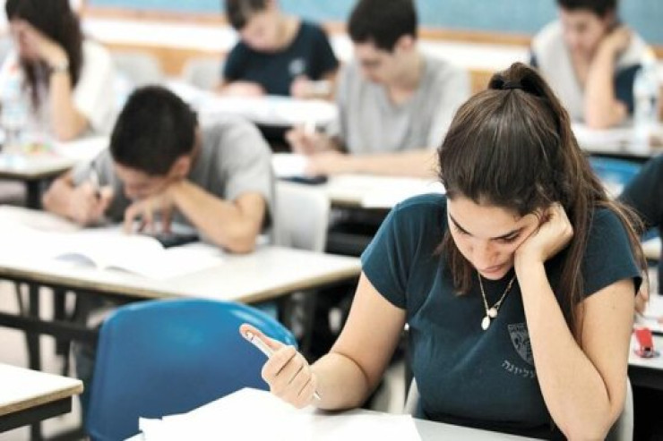 I qrupda kəskin rəqabət  olacaq: riyaziyyat və fizika çətinləşəcək - AÇIQLAMA 