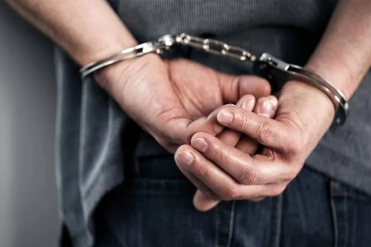 Qusarda rüşvət almaqda təqsirləndirilən meşəbəyi   həbs edildi