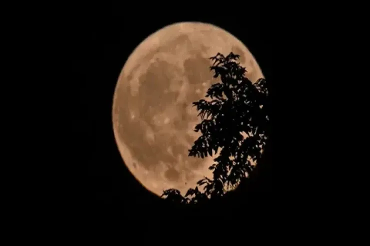 Azərbaycanda Super Ay  hadisəsi müşahidə olundu