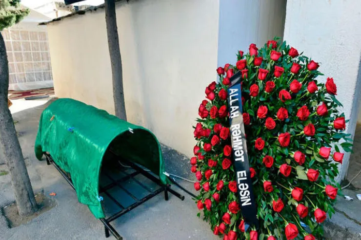 Azərbaycanda baş redaktor  vəfat etdi