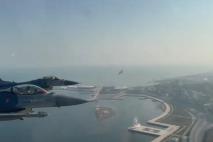 Hərbi paradın F-16-dan çəkilmiş VİDEOSU 