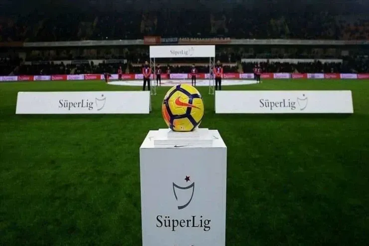 Türkiyədə yüzlərlə futbolçu dindiriləcək-SƏBƏB 