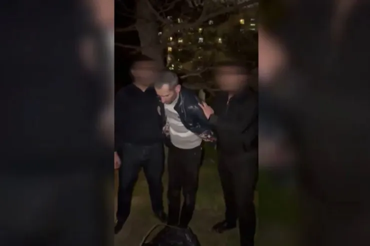 İranlı ilə əlbir olub pul qazanmaq  istəyirdi, Suraxanıda tutuldu - VİDEO 