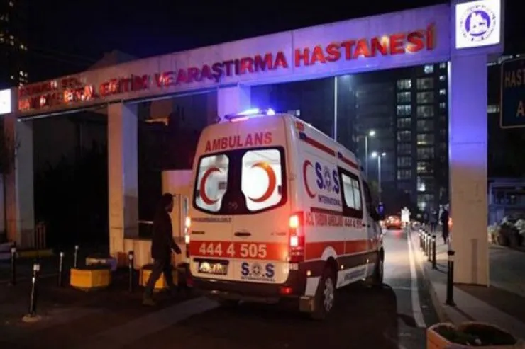 İstanbulda restoranda 25 nəfər  zəhərləndi