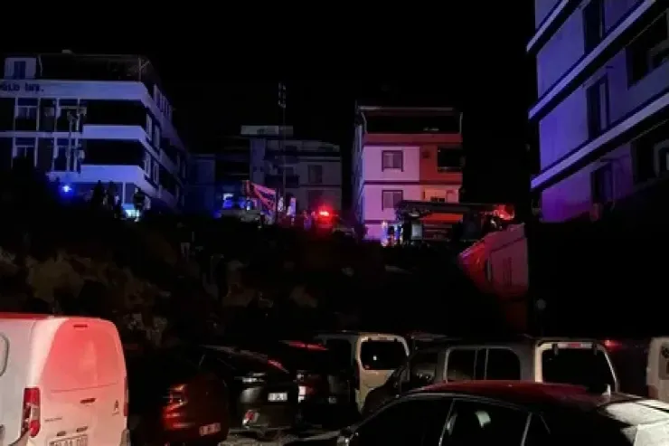 Türkiyədə yaşayış binasında YANĞIN:  ölənlər var