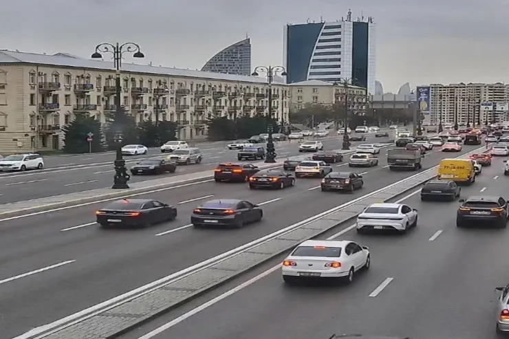 Bakıda bu yollarda sıxlıq var - SİYAHI 