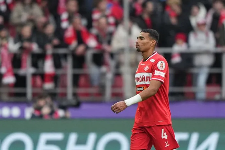 “Spartak”ın oyunçusu arvadına görə  “Beşiktaş”a keçmək istəyir  