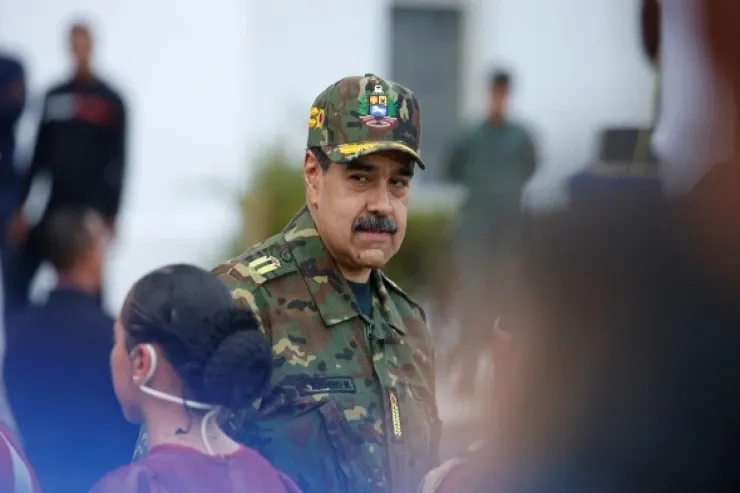 Maduro razılaşdı - 18 aydan sonra istefa verəcək 