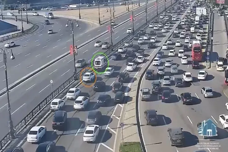 Operativ avtomobillərin arxasınca düşən  sürücülərə XƏBƏRDARLIQ - VİDEO 