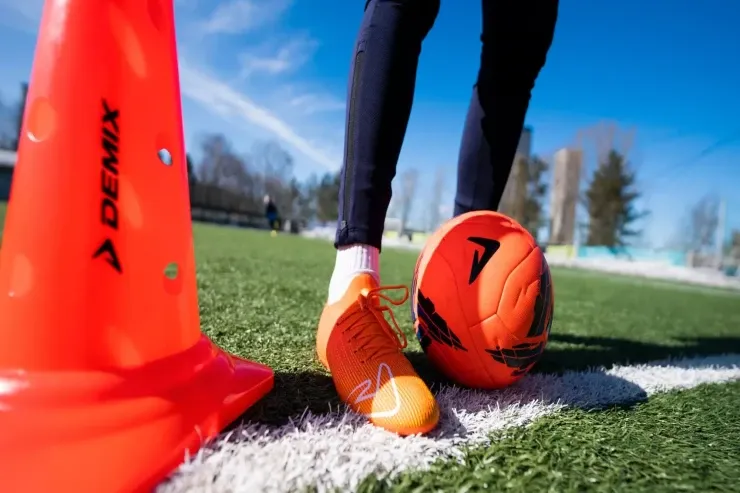 Bakıda dələduzluq edən futbol məşqçisinə  HÖKM OXUNDU