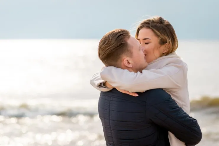 Tək sevgi kifayət deyil:   Xoşbəxt bir evlilik üçün ən vacib  iki qayda