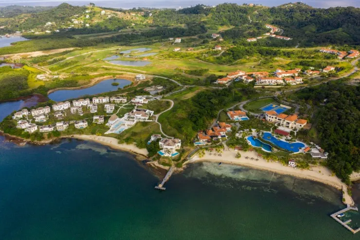 Heç bir qadağa olmayan  "Milyarderlər şəhəri" - Burada insanlar  istədiklərini edirlər 