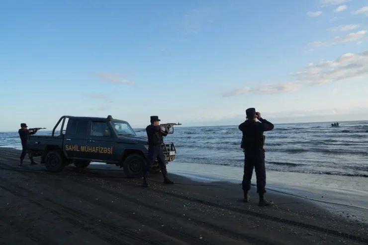 İrandan Azərbaycana yarım tondan çox  narkotik keçirmək istədilər - Xəzərdə ƏMƏLİYYAT 