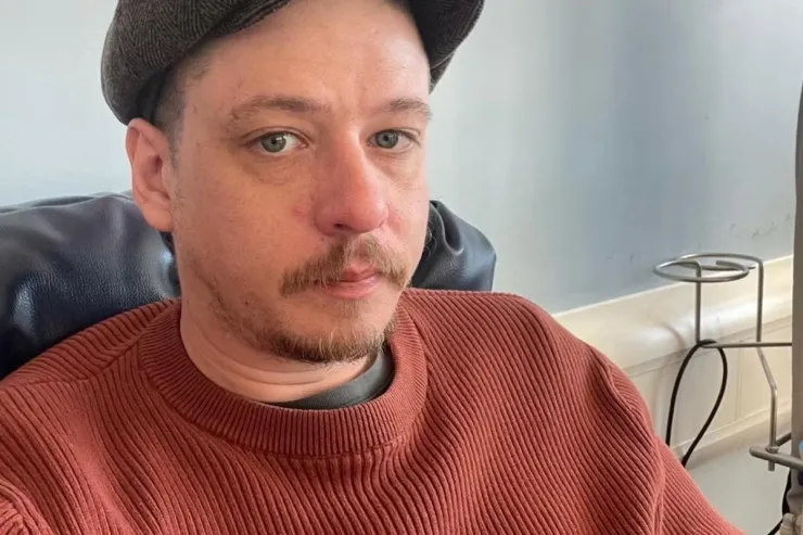 Hər kəs şokdadır:  Bu kişiyə döş xərçəngi diaqnozu  qoyulub