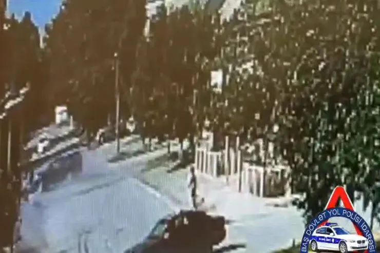 Gəncədə maşın 3 qadını  belə vurdu - ANBAAN VİDEO - YENİLƏNİB 