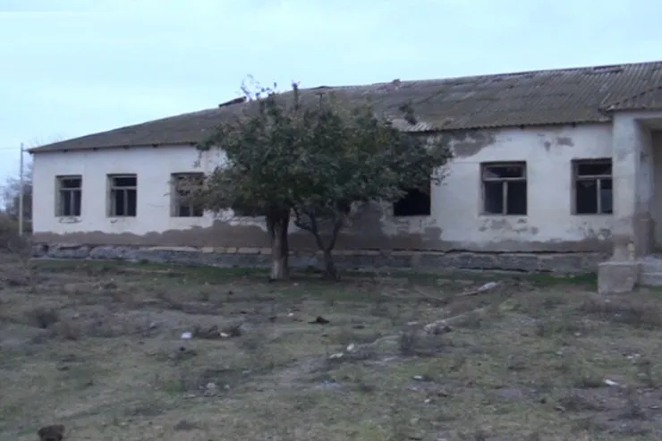 Sabirabadda varlığı ilə yoxluğu bilinməyən tibb məntəqələri - VİDEO 