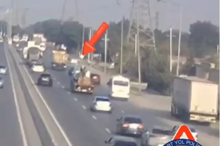 Bakı-Quba yolunda yuxulu sürücü  piyadanı vurub öldürdü - HADİSƏ ANI 