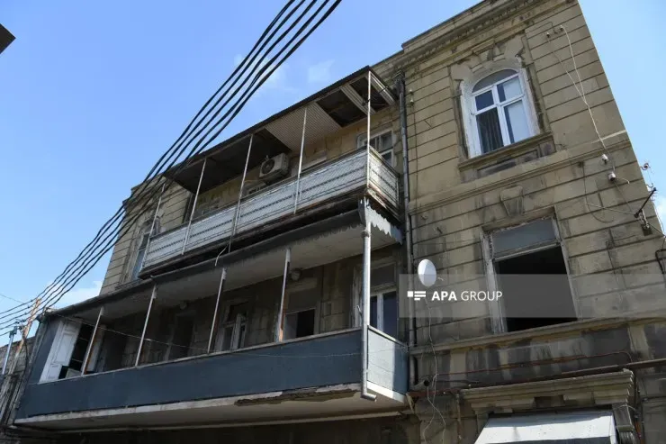 Lent.az yazdı,  polis o binada əməliyyat keçirdi