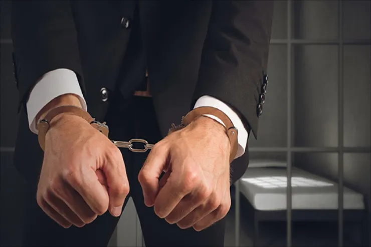 Rayon polis idarəsinin rəisi  rüşvət alarkən TUTULDU