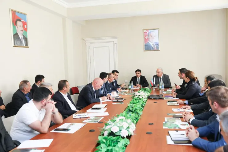 Zaqatalanı basan böcəklərlə bağlı TƏCİLİ TOPLANTI:  mübarizə gücləndirilir